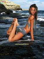 click here to see preteen model image