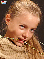 click here to see preteen model image