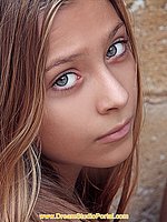 click here to see preteen model image